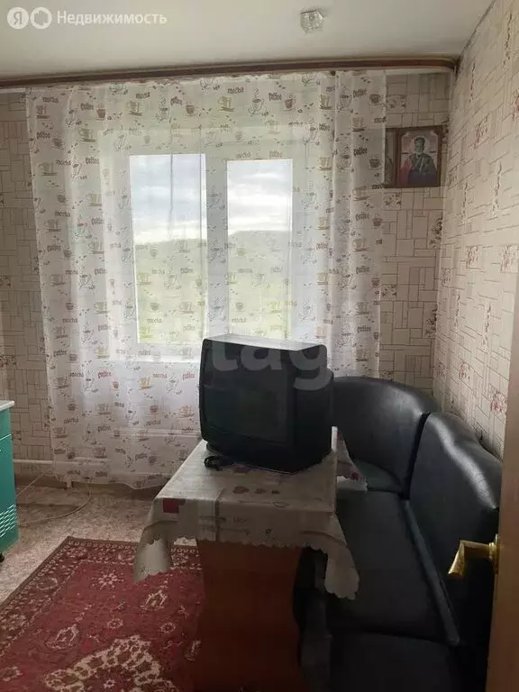 1-комнатная квартира: Прокопьевск, Азовская улица, 12к3 (40 м) - Фото 1