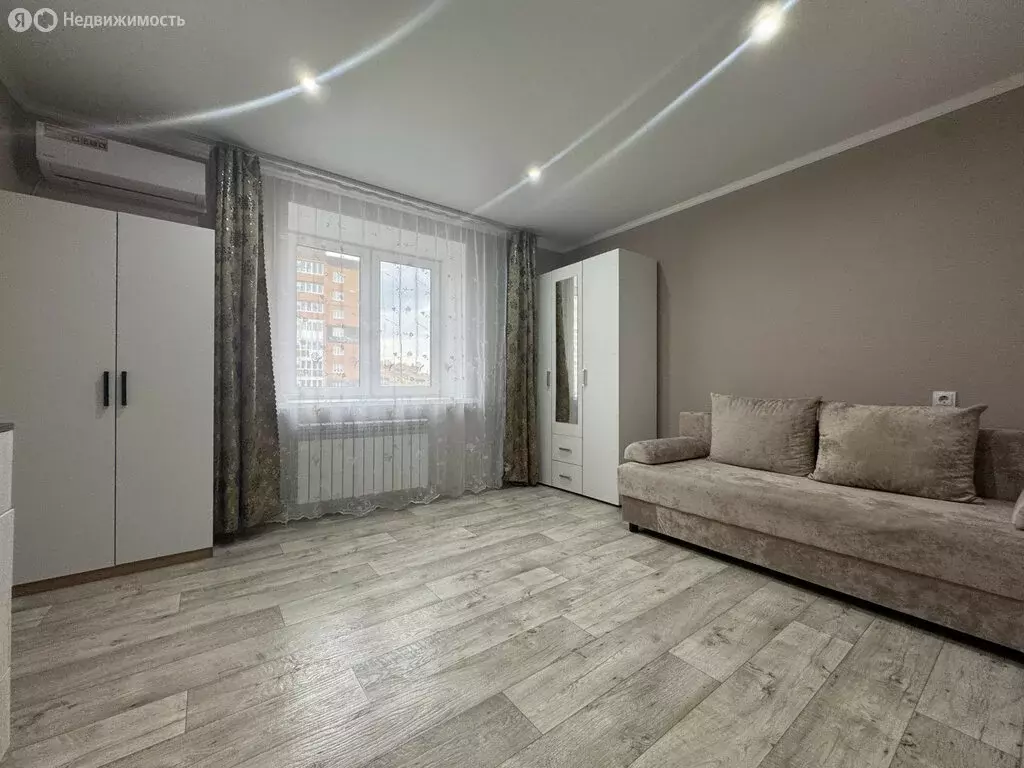 1-комнатная квартира: Октябрьский, улица Рахимьяна Насырова, 9 (37 м) - Фото 2