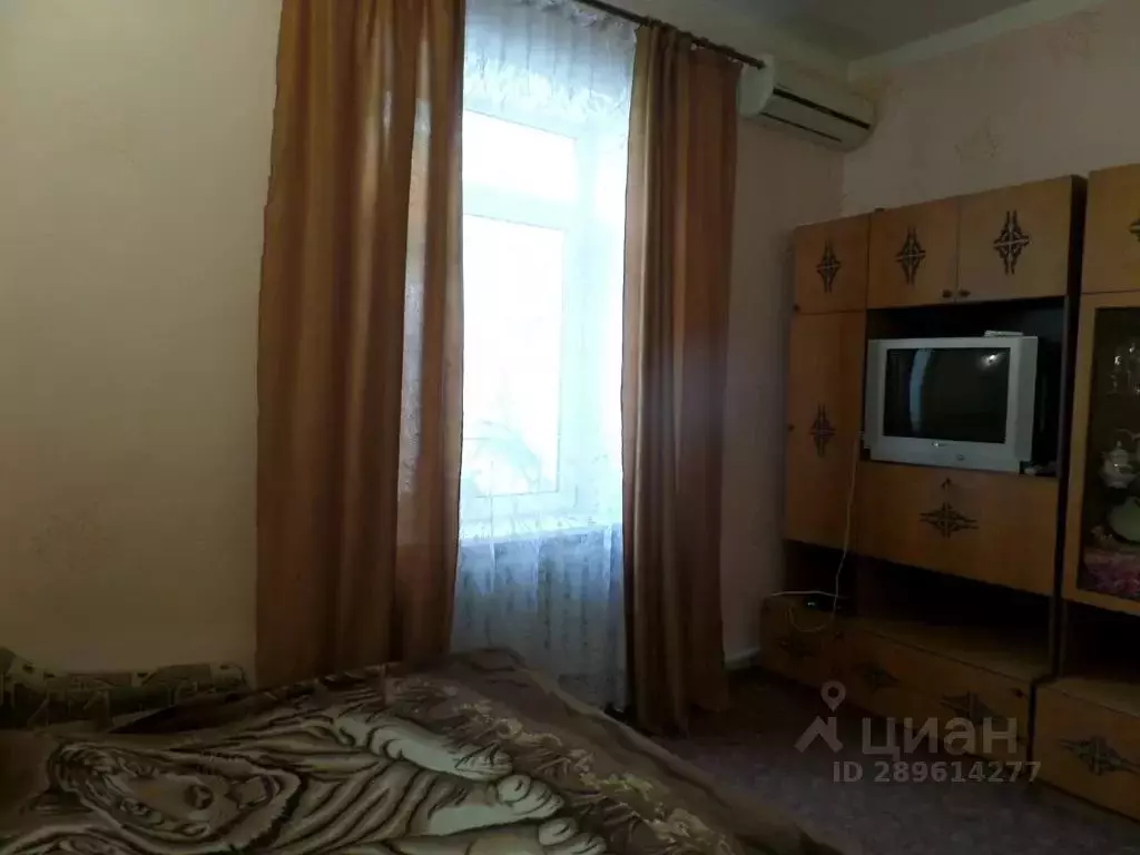 1-к кв. Крым, Евпатория ул. Башенная, 2/9 (20.0 м) - Фото 0