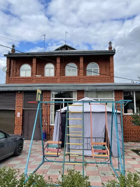 Коттедж в Свердловская область, Екатеринбург ул. Герцена (450 м) - Фото 1