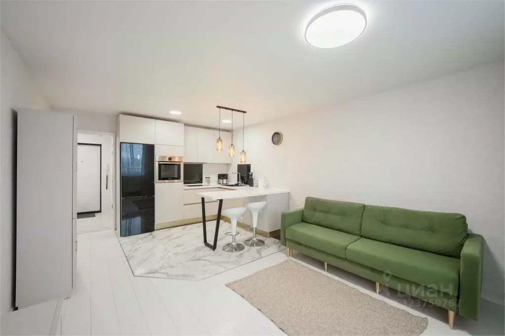 2-к кв. Свердловская область, Верхняя Пышма ул. Петрова, 34В (54.0 м) - Фото 1