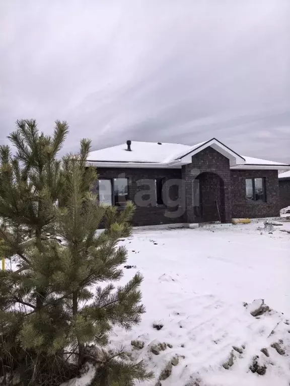 Дом в Тюменская область, Тюменский муниципальный округ, с. Перевалово, ... - Фото 1