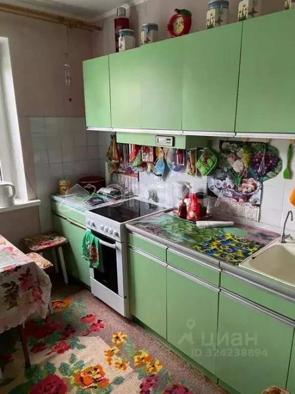 2-к кв. Тюменская область, Тюмень Заречный проезд, 10 (51.2 м) - Фото 1