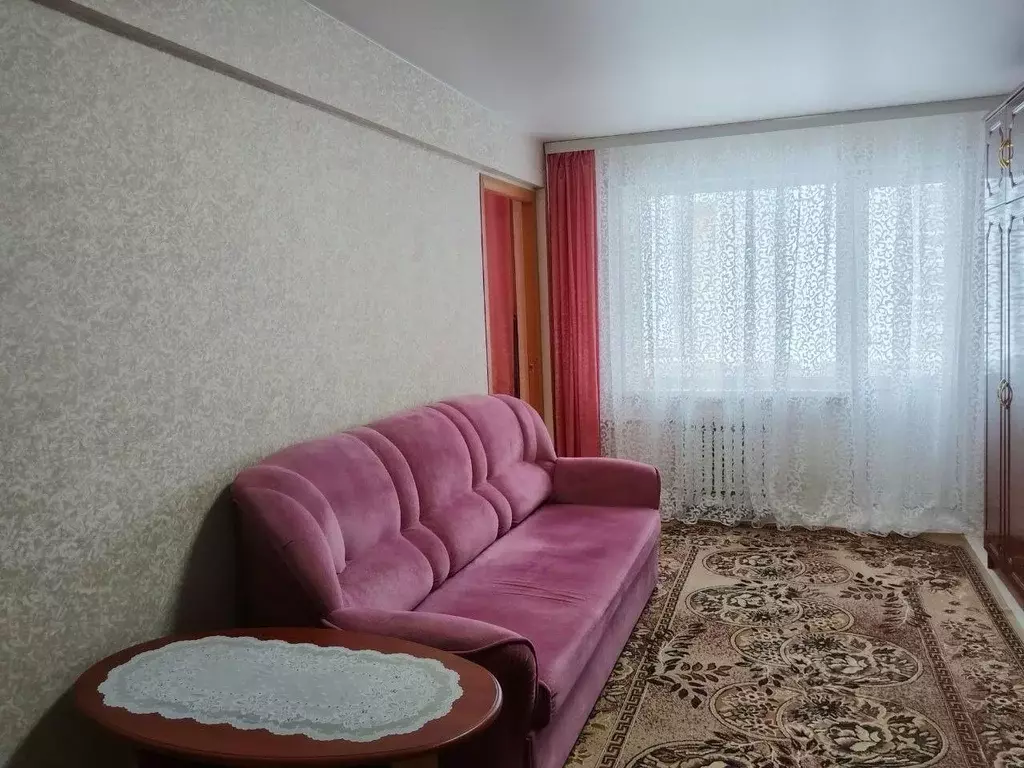 3-к кв. Алтайский край, Рубцовск Алтайская ул., 175 (54.0 м) - Фото 0