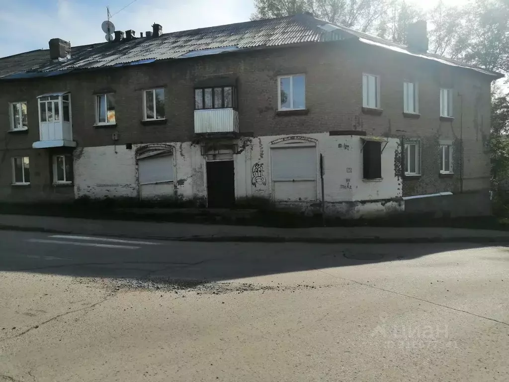 Помещение свободного назначения в Пермский край, Губаха ул. Газеты ... - Фото 1