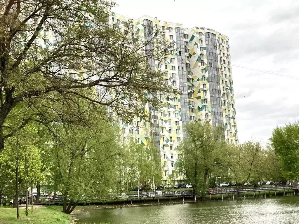3-к кв. Москва ул. Красных Зорь, 59Б (74.3 м) - Фото 0
