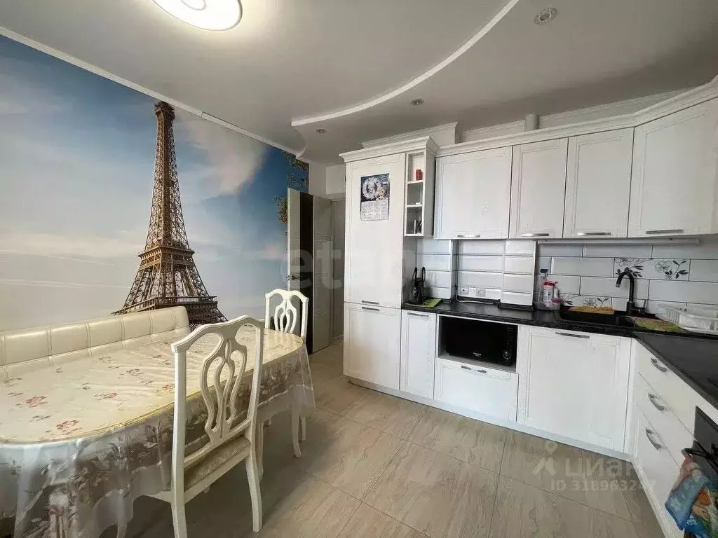 2-к кв. Смоленская область, Смоленск ул. Нормандия-Неман, 7 (63.1 м) - Фото 0