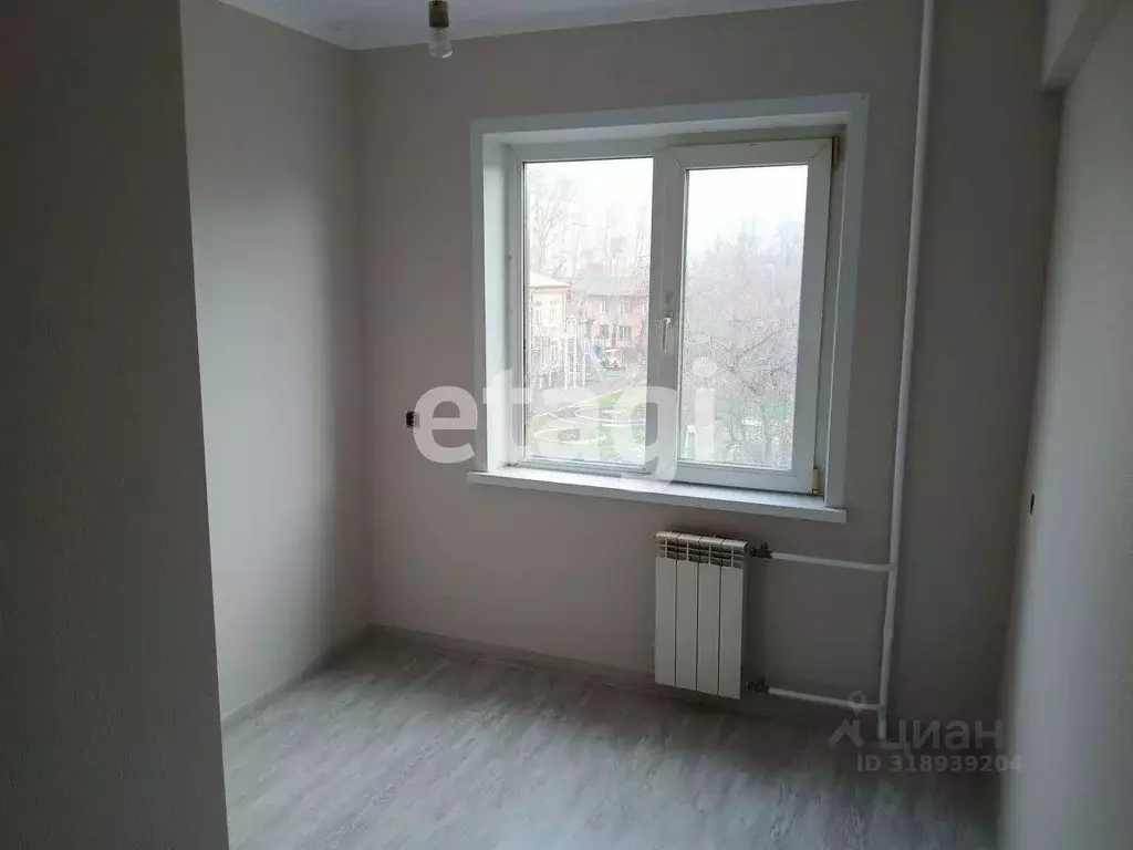Комната Красноярский край, Красноярск ул. Кутузова, 21 (9.6 м) - Фото 0