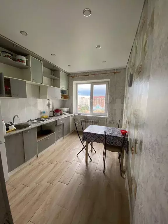 8-к. квартира, 65 м, 3/9 эт. - Фото 0