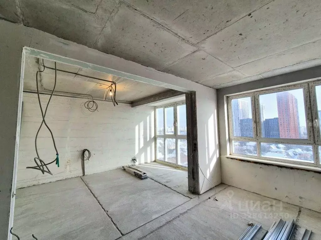 3-к кв. Москва пос. Коммунарка, ул. Потаповская Роща, 26к2 (96.0 м) - Фото 1