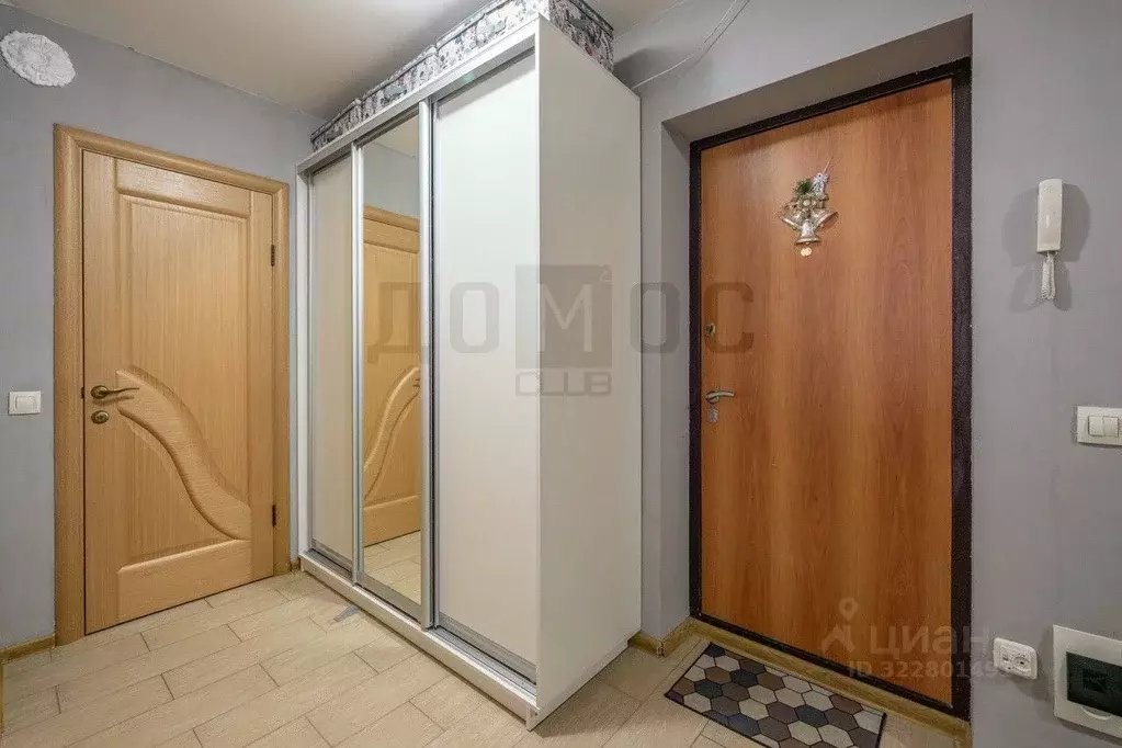 1-к кв. Свердловская область, Екатеринбург ул. Рощинская, 27 (40.0 м) - Фото 1