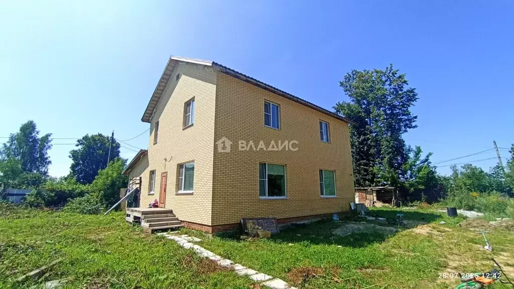 Дом в Калужская область, Бабынинский муниципальный округ, Воротынск ... - Фото 1