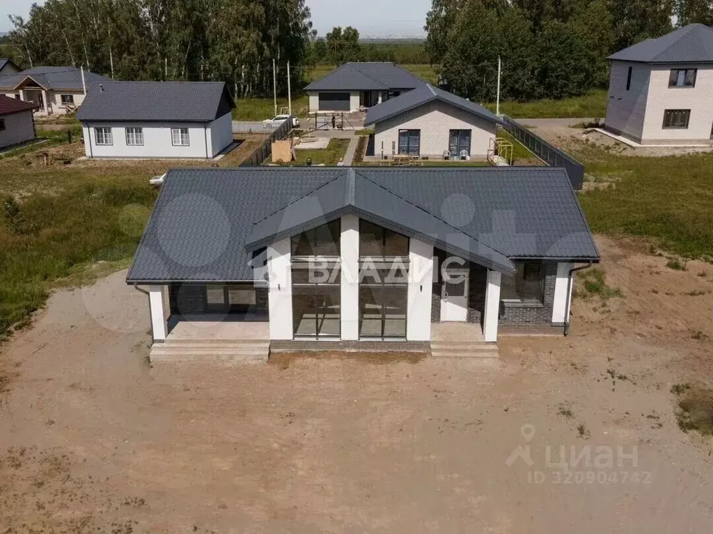 Дом в Алтайский край, Первомайский район, с. Фирсово ул. Буковая, 53 ... - Фото 1