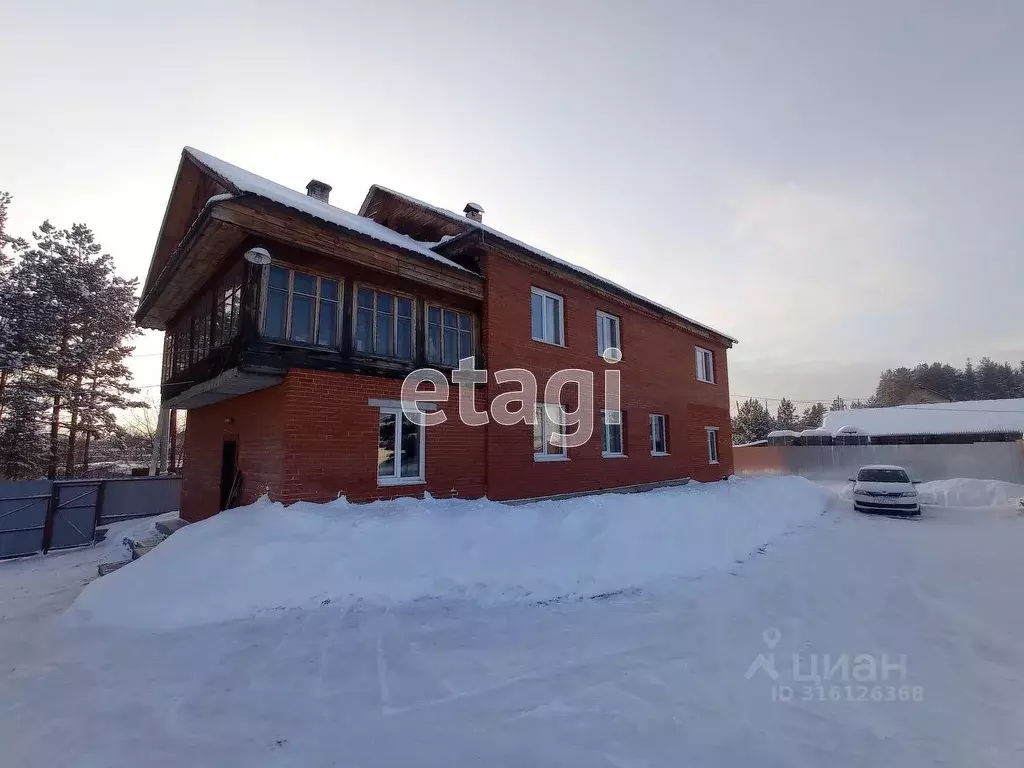 Дом в Челябинская область, Кыштым ул. Леонида Каскова, 21 (303 м) - Фото 1