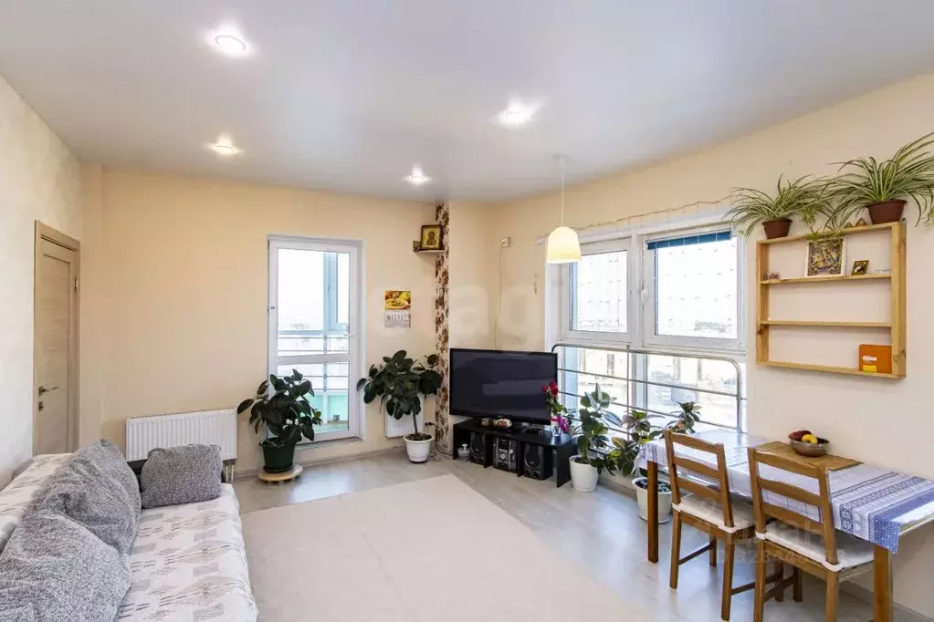 2-к кв. Тюменская область, Тюмень Орловская ул., 58 (78.7 м) - Фото 0