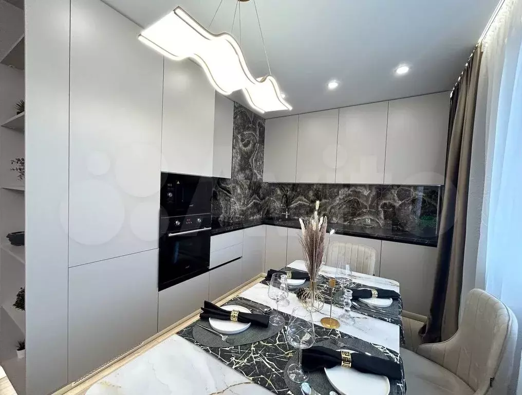 2-к. квартира, 60 м, 8/24 эт. - Фото 1