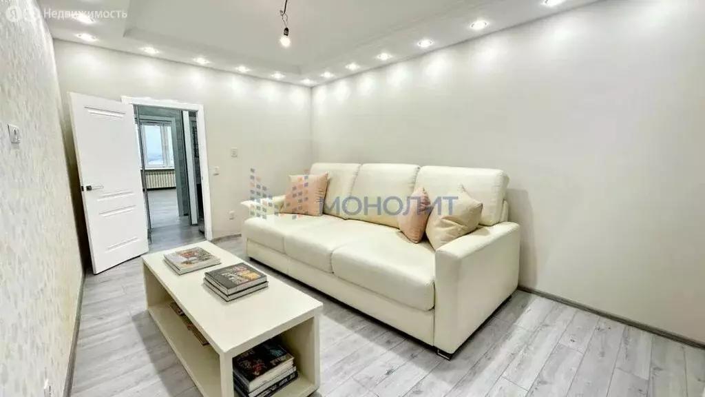 3-комнатная квартира: Чебоксары, улица Богдана Хмельницкого, 51 (82 м) - Фото 2