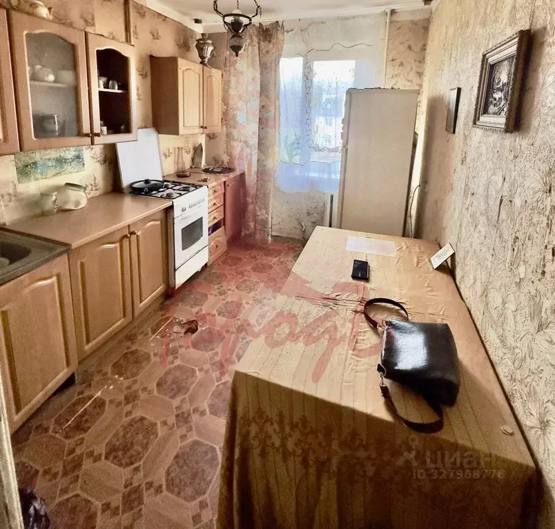 3-к кв. Орловская область, Орел ул. 8 Марта, 27 (67.0 м) - Фото 0