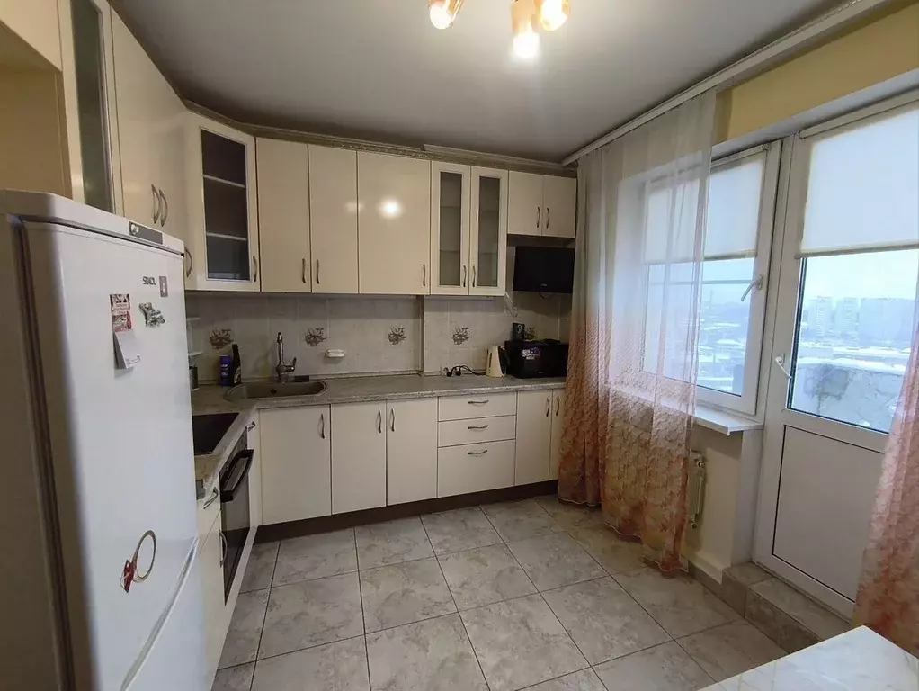 1-к кв. Московская область, Лобня ул. Жирохова, 2 (40.0 м) - Фото 1