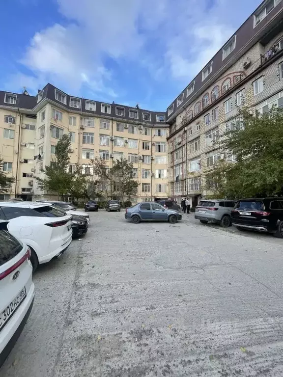 2-к кв. Дагестан, Махачкала ул. Абдулхакима Исмаилова, 46А (78.0 м) - Фото 2