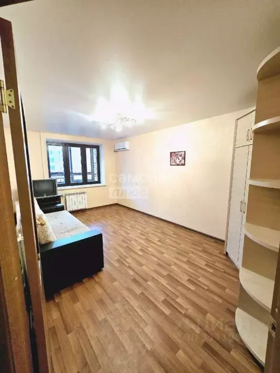 1-к кв. Татарстан, Набережные Челны ул. Виктора Полякова, 6 (37.0 м) - Фото 1