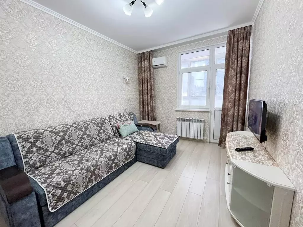 1-к. квартира, 40 м, 2/4 эт. - Фото 1