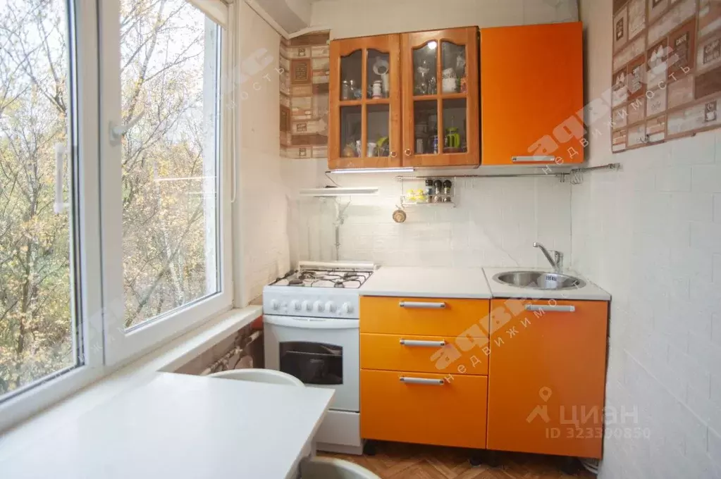 2-к кв. Санкт-Петербург, Санкт-Петербург, Колпино Павловская ул., 78 ... - Фото 0