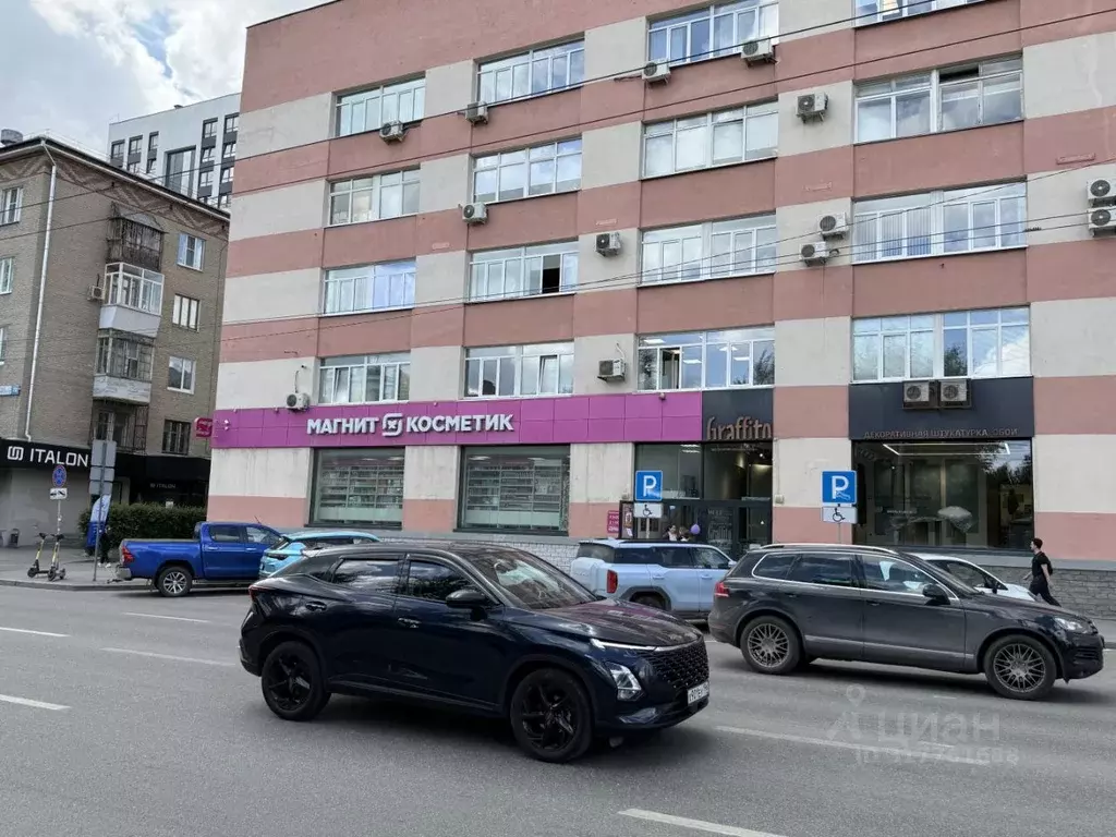 Торговая площадь в Свердловская область, Екатеринбург ул. Белинского, ... - Фото 0