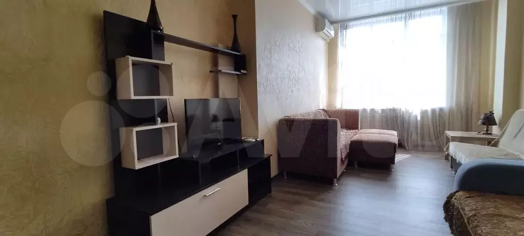 1-к. квартира, 50 м, 2/3 эт. - Фото 1