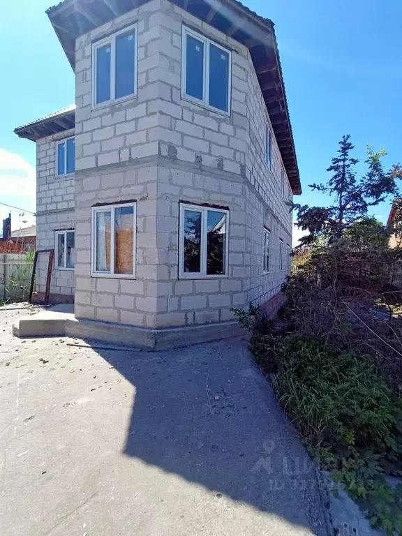 Дом в Ростовская область, Батайск Тихорецкая ул., 4 (195 м) - Фото 1