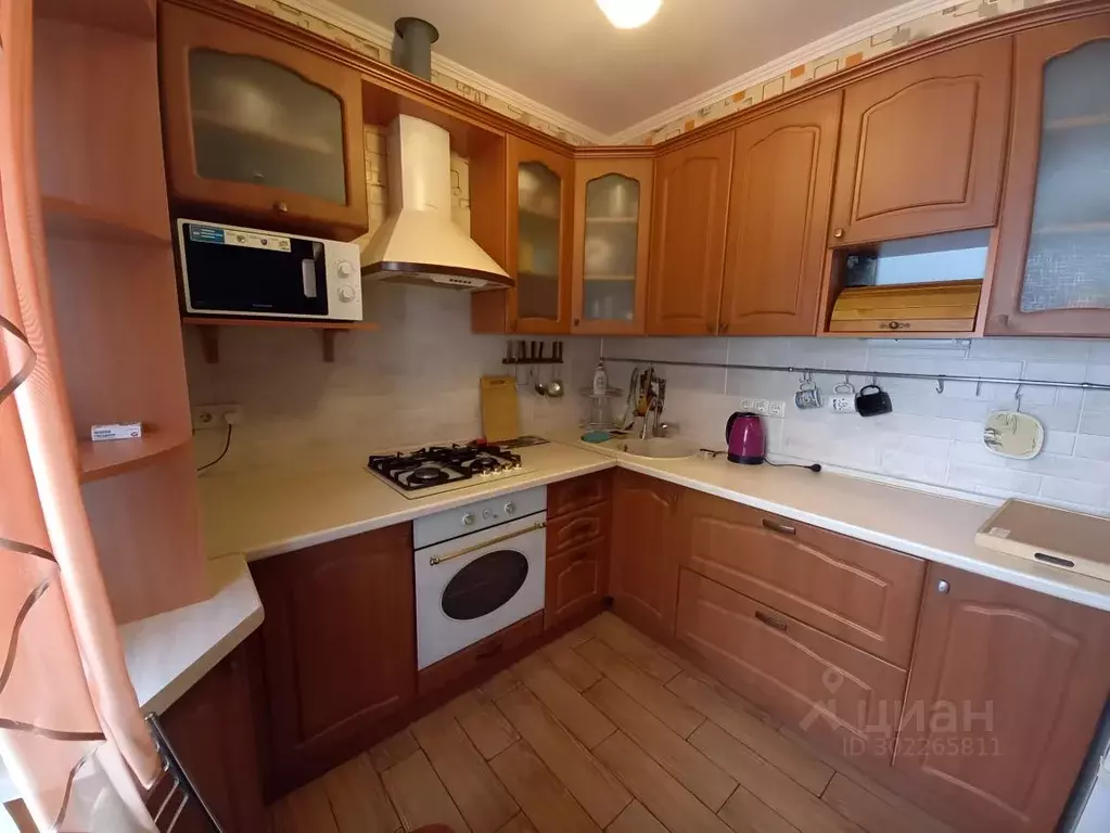 Дом в Курская область, Курский район, с. Беседино  (100 м) - Фото 1