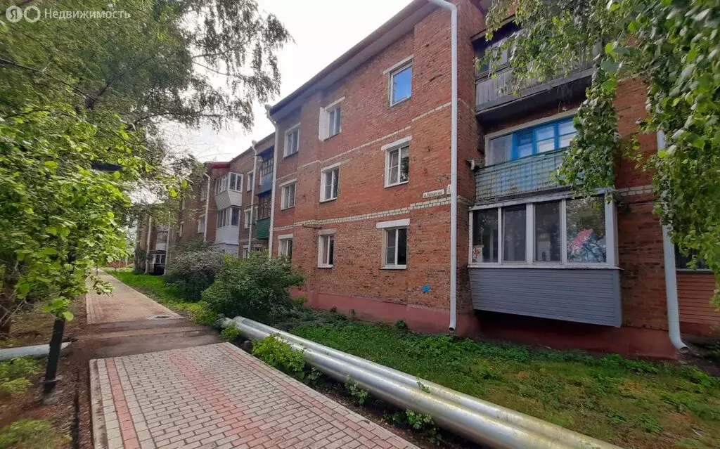 2-комнатная квартира: Калачинск, Калачинская улица, 17 (48.6 м) - Фото 1