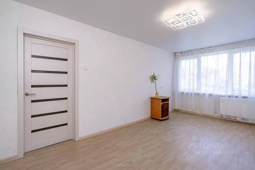 3-к кв. Ленинградская область, Кировский район, Приладожский городской ... - Фото 2