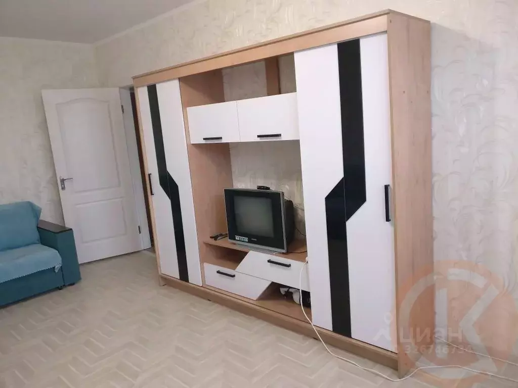 1-к кв. Крым, Сакский район, с. Штормовое ул. Ленина, 6 (33.5 м) - Фото 1