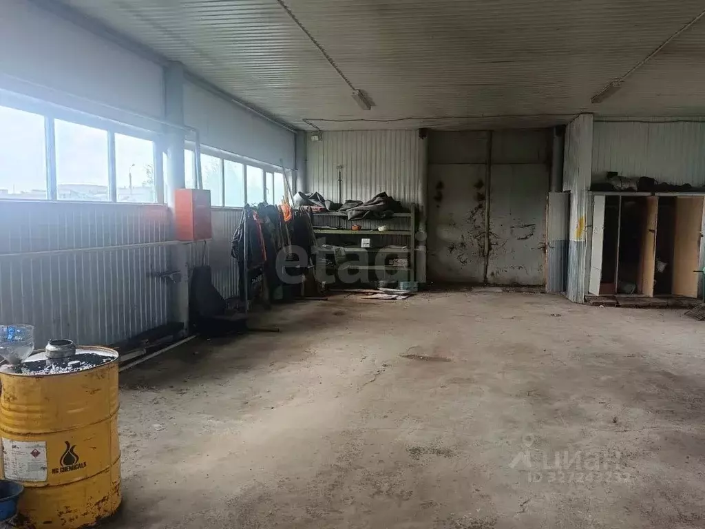 Склад в Ямало-Ненецкий АО, Ноябрьск Промузел Пелей кв-л, 15-я панель, ... - Фото 2