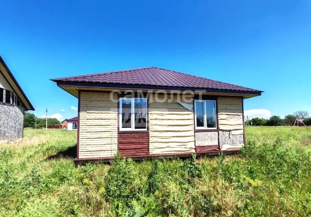 Дом в Краснодарский край, Ейский район, Кухаривское с/пос, Приазовка ... - Фото 1