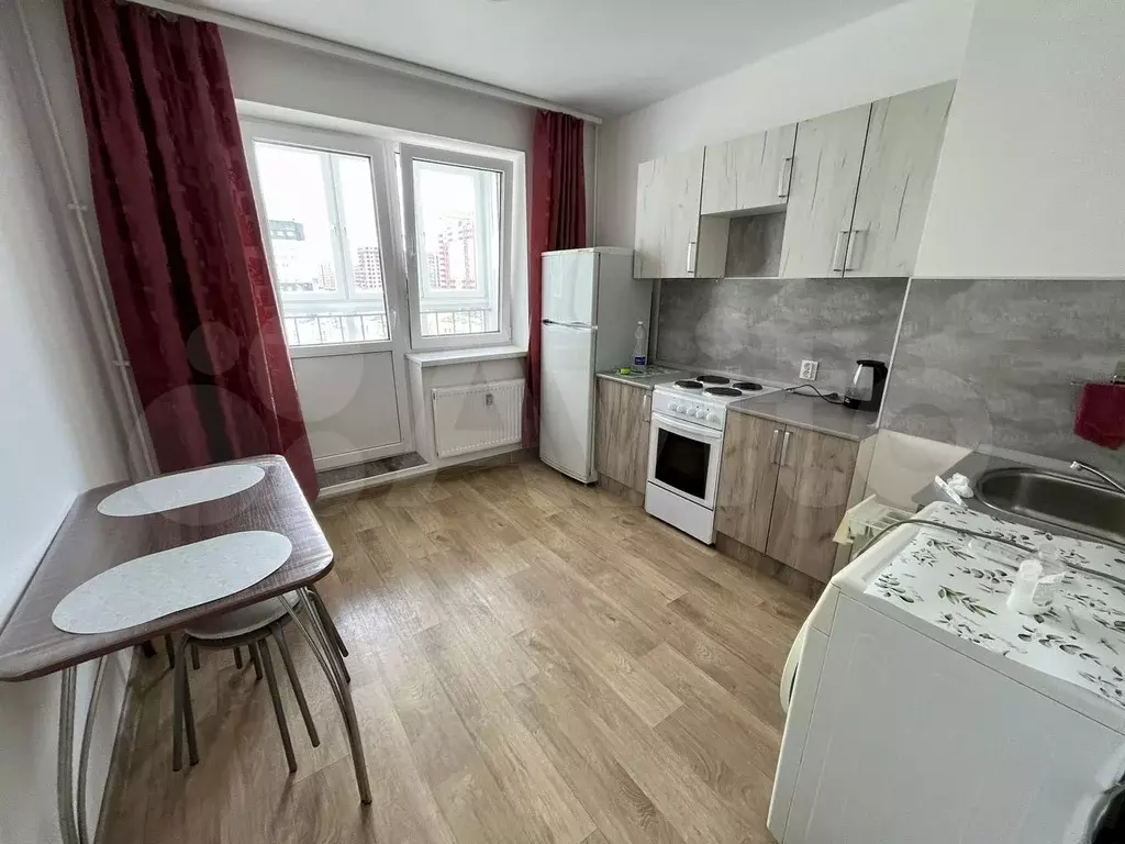 1-к. квартира, 35 м, 4/8 эт. - Фото 1