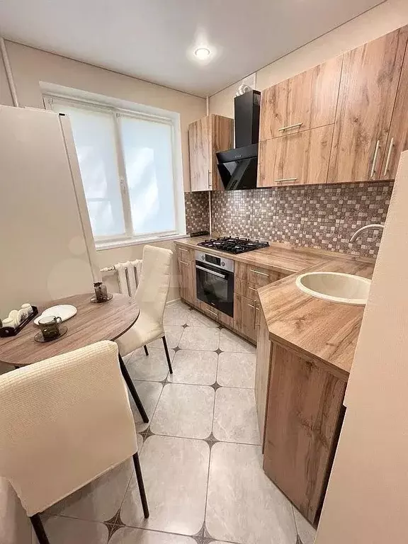 1-к. квартира, 30 м, 4/5 эт. - Фото 0