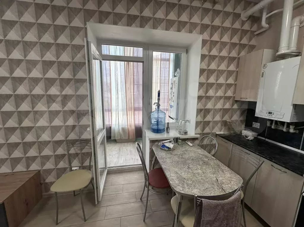 1-к. квартира, 43 м, 1/3 эт. - Фото 1