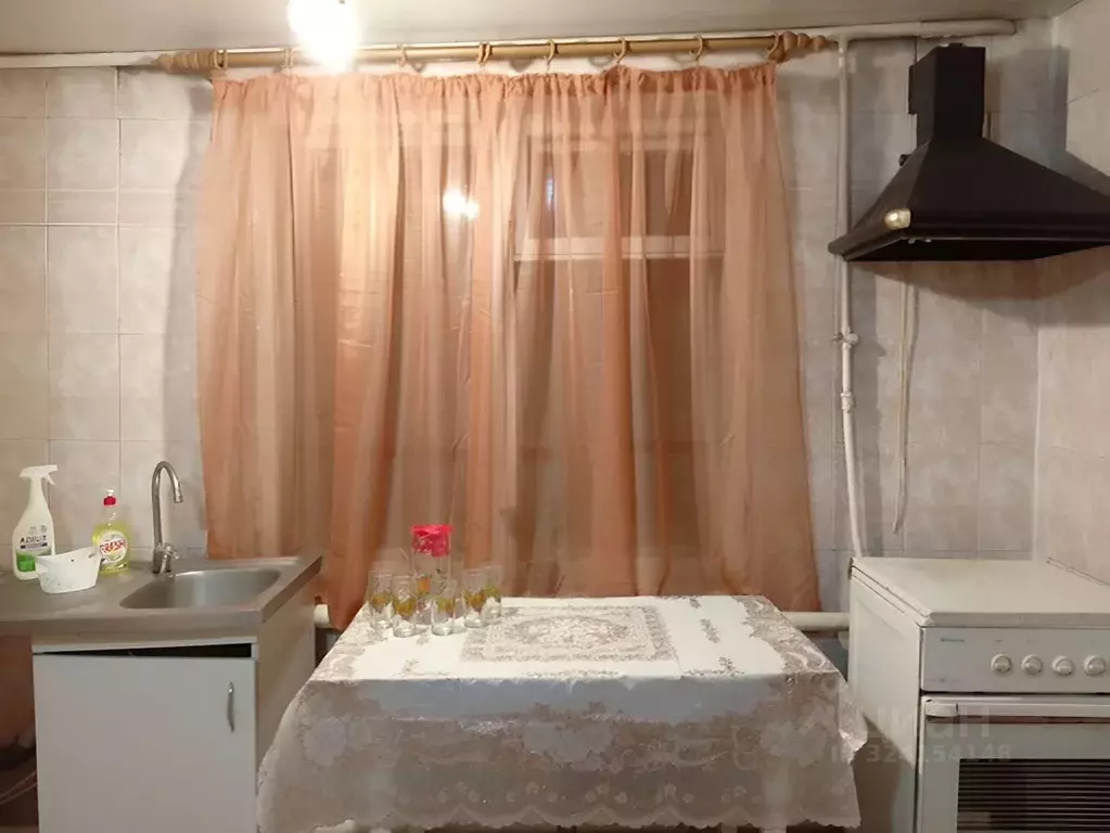 Дом в Волгоградская область, Волгоград Карская ул., 4 (1 м) - Фото 2