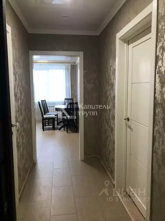 1-к кв. Тюменская область, Тюмень Холодильная ул., 118 (40.0 м) - Фото 0