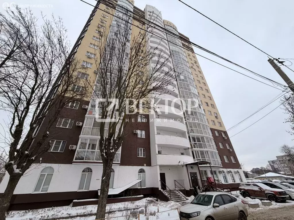 Квартира-студия: Иваново, улица 10 Августа, 85 (62.2 м) - Фото 1