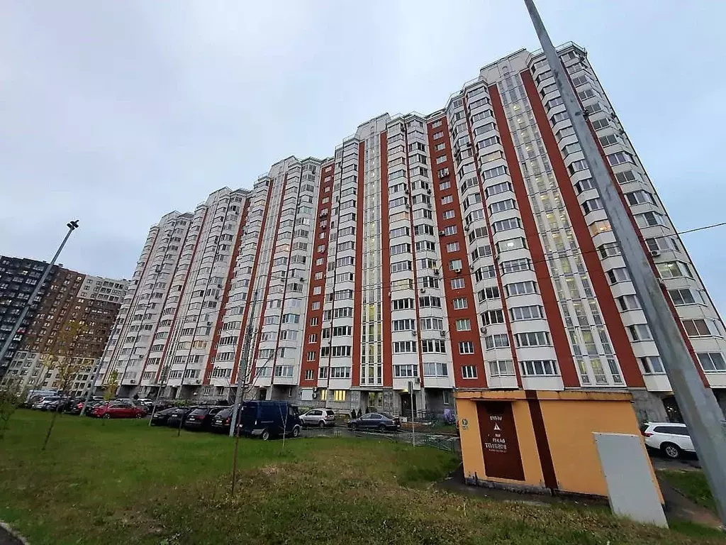 Продается 1-комнатная квартира - Фото 1