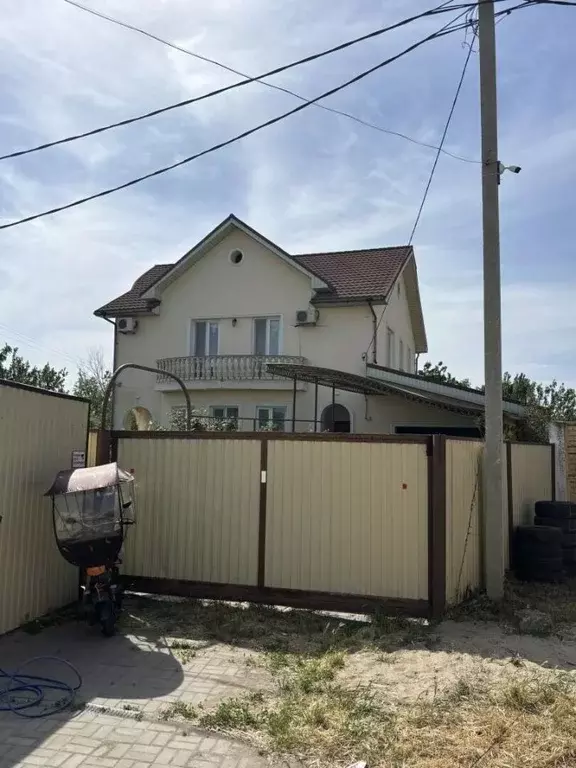 Дом в Астраханская область, Астрахань Ашхабадская ул., 25 (203 м) - Фото 2