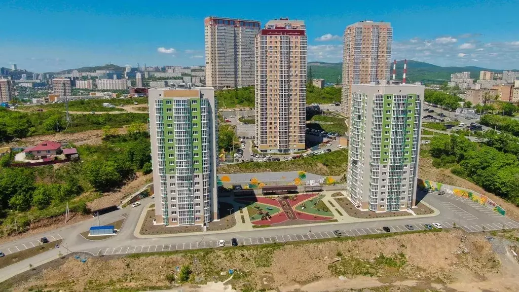 2-к кв. Приморский край, Владивосток ул. Архангельская, 27к2 (64.3 м) - Фото 1