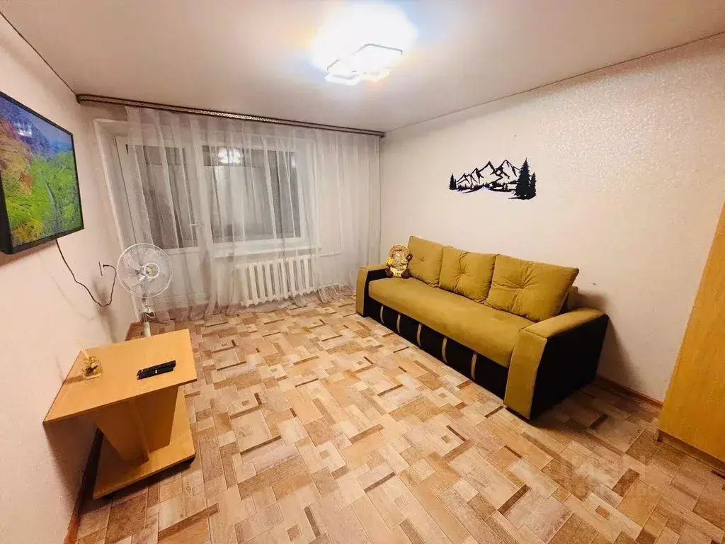 2-к кв. Башкортостан, Белорецк ул. С. Кирова, 62 (48.0 м) - Фото 1