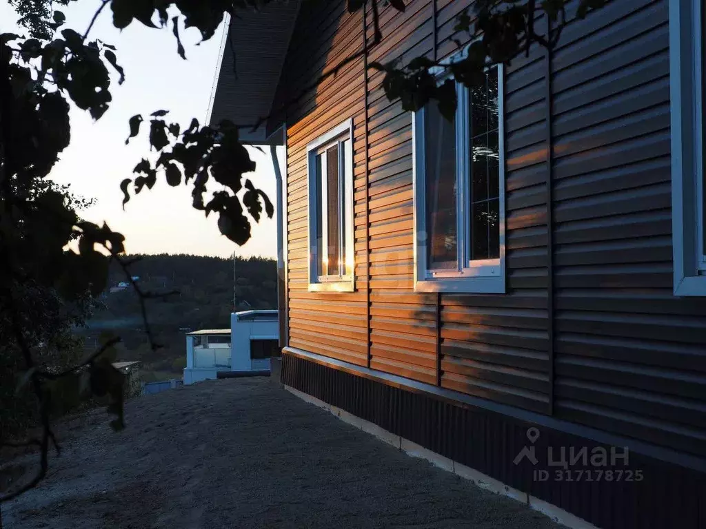 Дом в Амурская область, Благовещенск Статистик СТ,  (226 м) - Фото 0