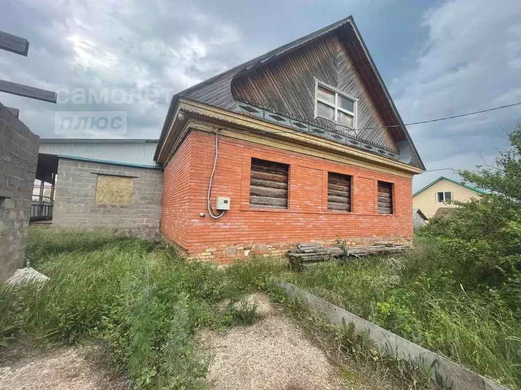 Дом в Башкортостан, Чишминский поссовет, Чишмы рп кв Интернациональная ... - Фото 1