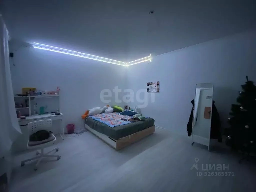 Дом в Ямало-Ненецкий АО, Салехард Солнечный мкр, 58/2 (406 м) - Фото 1