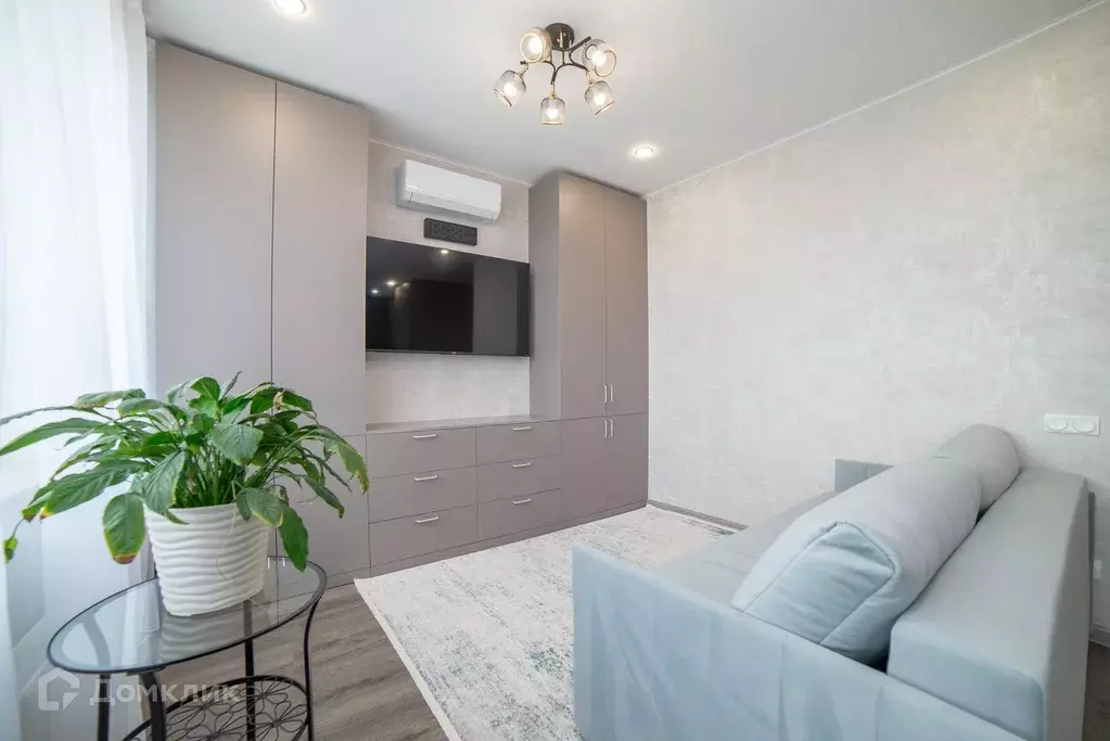 Продаётся 2-к квартира, 77.6 м - Фото 1